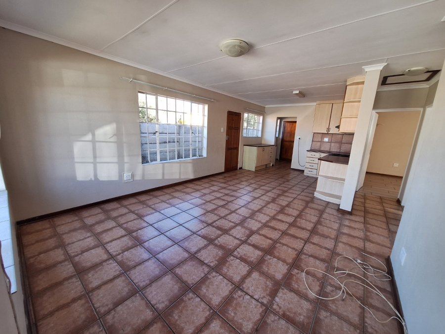 2 Bedroom Property for Sale in Potchefstroom North West